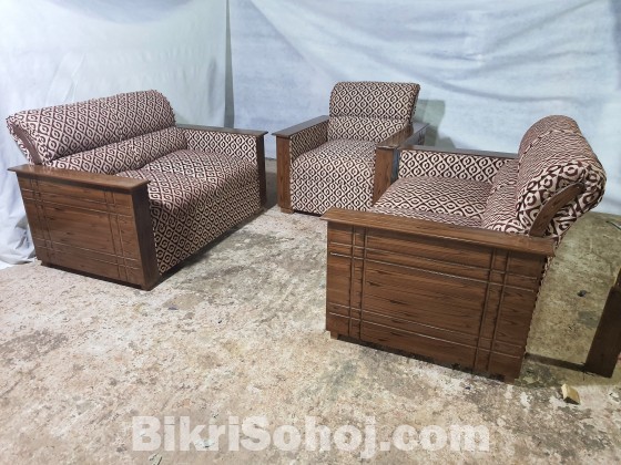 BOX SOFA 5 SEATER